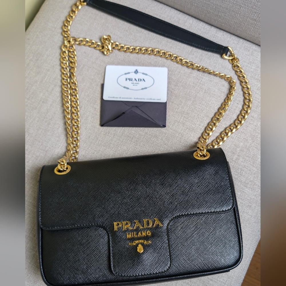 🚨 SOLD 🚨 Off Parada saffiano EUC